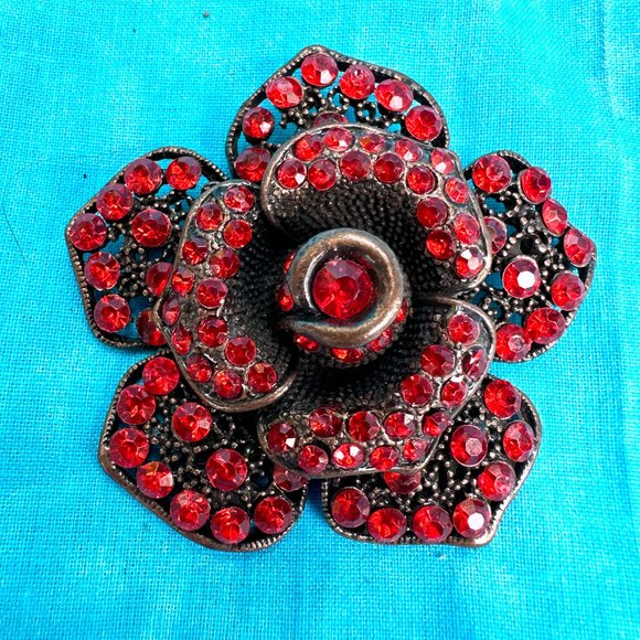 Large Dimensional Siam Red Rhinestone Flower Brooch - Picture 1 of 5